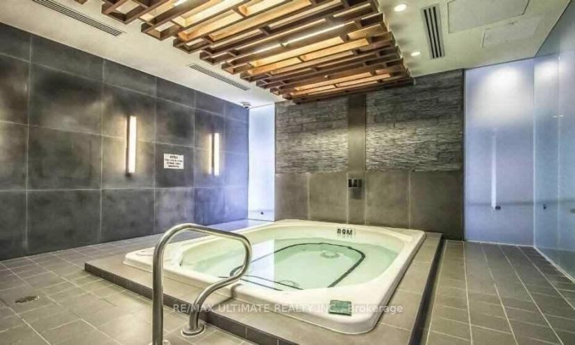 Two Br Two Ba Condo Face To Cn Tower Step To Rogers Centre Toronto Ngoại thất bức ảnh